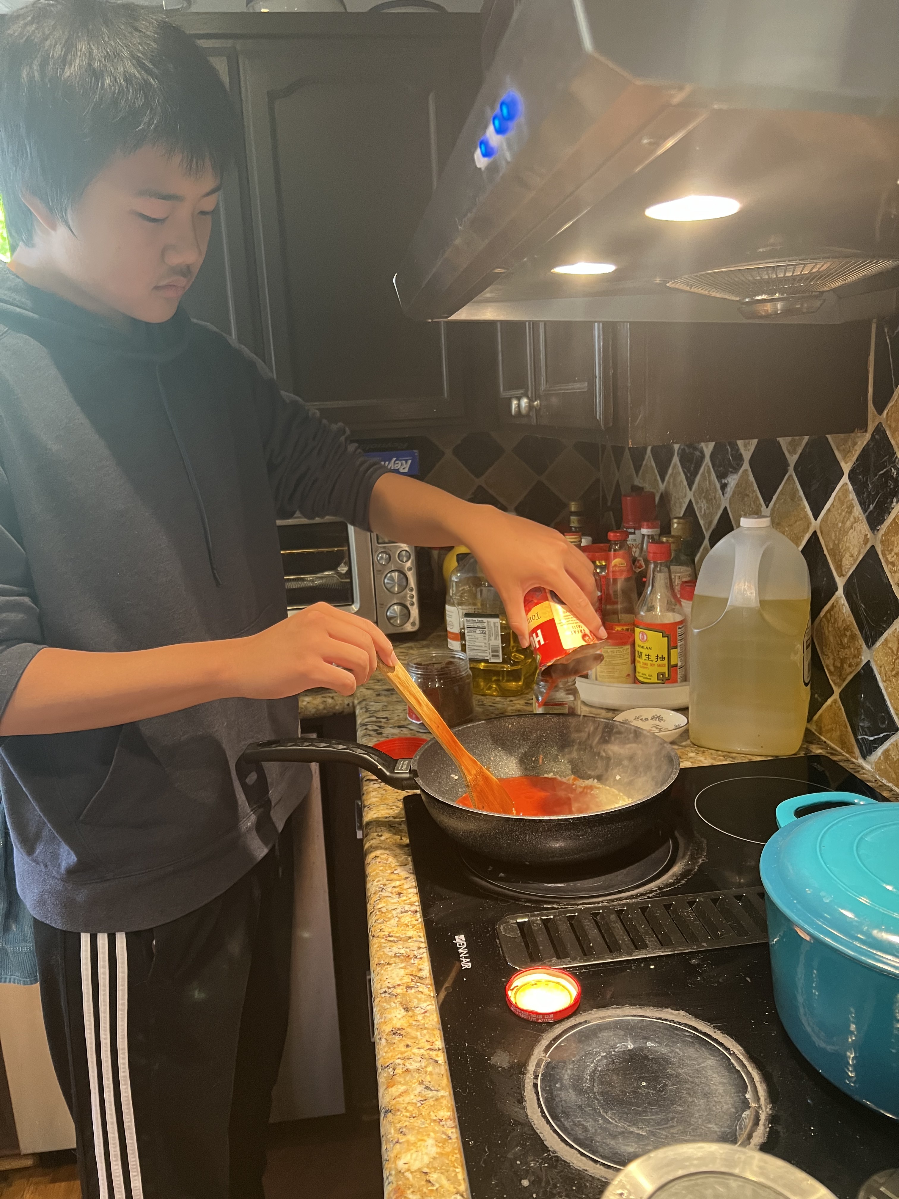 Sauce on the stove