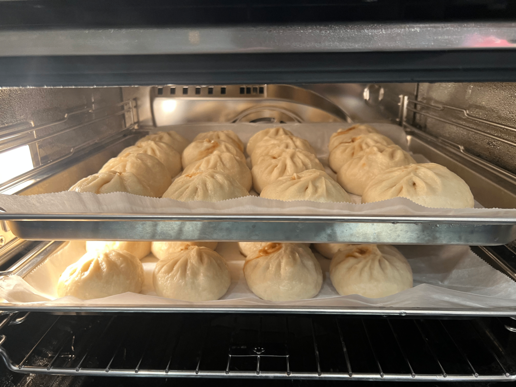 Baked pork buns